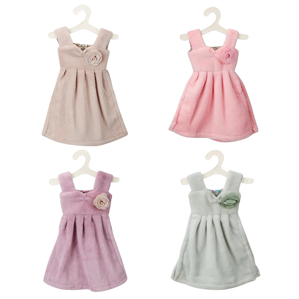 

Полотенце для рук из кораллового бархата в форме платья