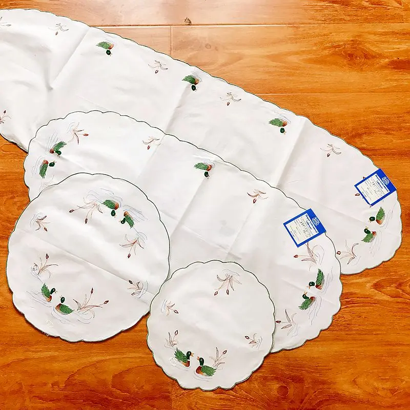 Скатерть из чистого хлопка с вышивкой в пасторальном стиле Настольный коврик для