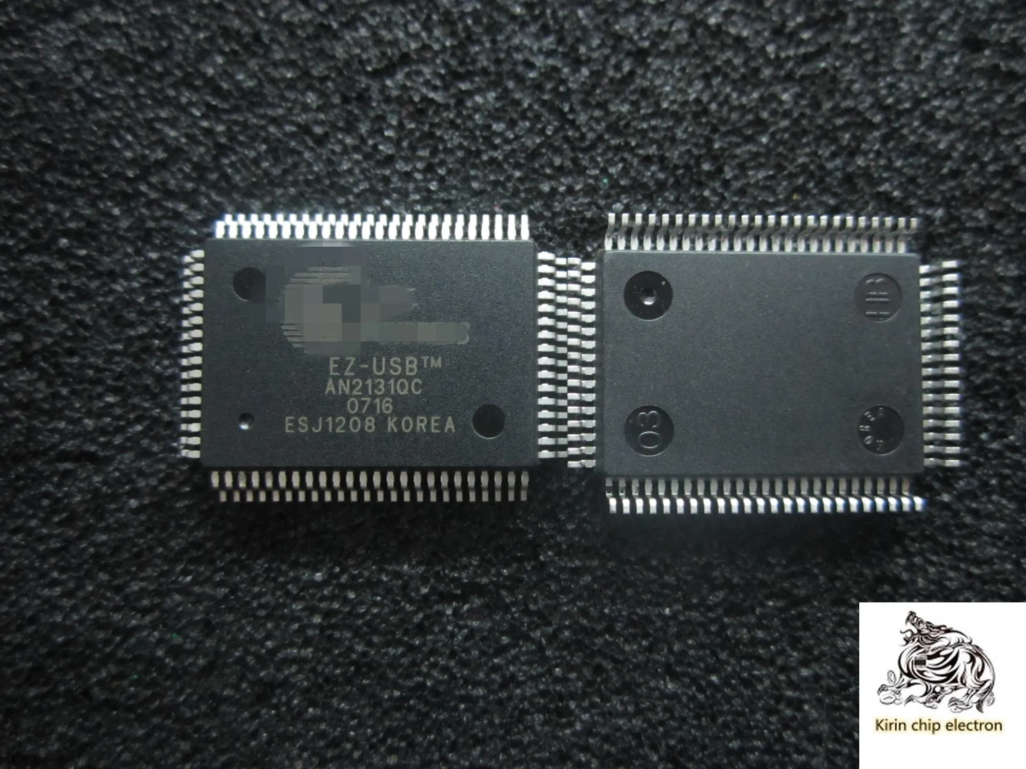 

1PCS/LOT AN2131 qc AN2131 QFP microcontroller chip IC