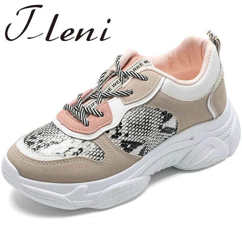 Новинка женская спортивная обувь бежевая дышащая подходящая по цвету маленькая