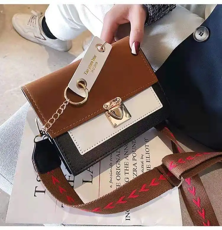 

Leather Contrast Color Crossbody Bags For Women Chain Messenger Shoulder Bag Ladies Purses and Handbags Cross Body