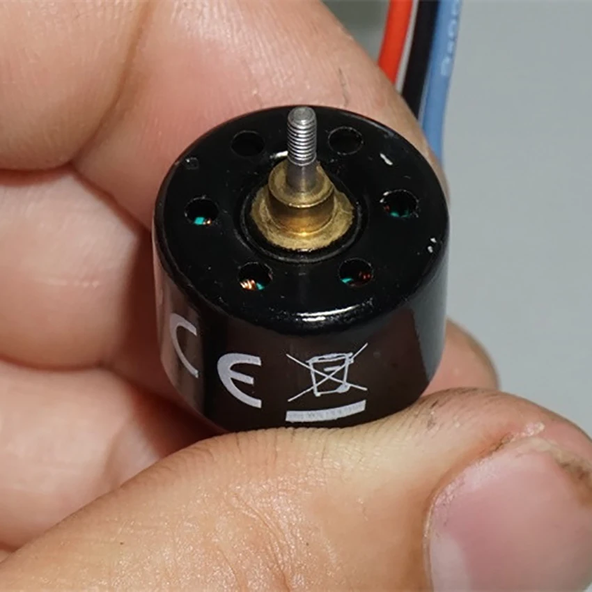 Четырехосевой бесщеточный двигатель RC 3000KV Реверс/Ортодонтическая резьба высокоскоростной бесщеточный Внешний двигатель ротора диаметр вала 1,8 мм