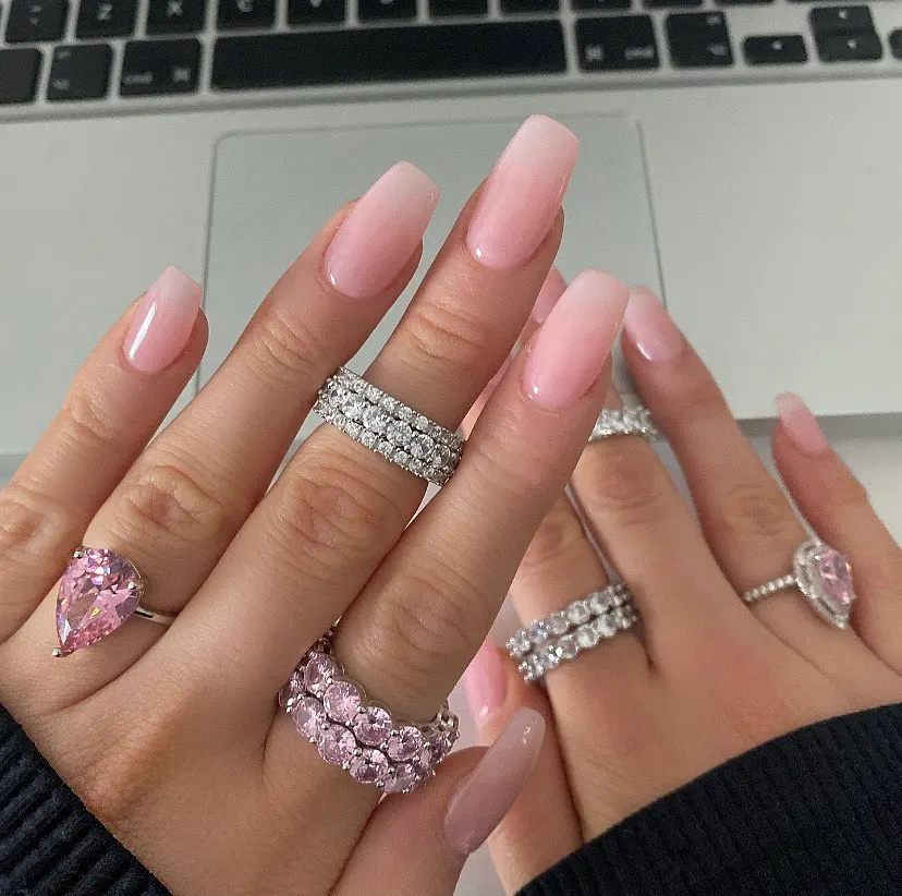 

2021 New Luxury Fashion 925 Sterling Silver Pink Engagement Wedding Band Eternity Ring For Women Christmas Gift Love Jewelry Z2