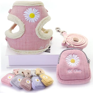 Комплект из шлейки и поводка для собак, мягкая теплая шлейка с вышивкой, для маленьких и средних собак, для выгула на улице