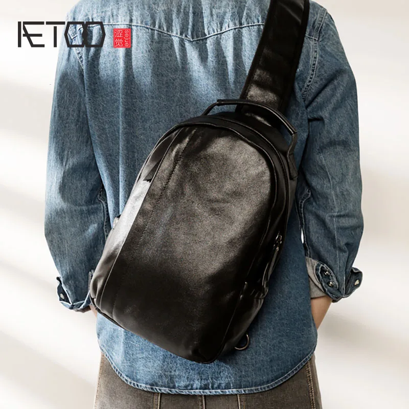 AETOO Leather chest bag, men's multifunctional crossbody bag, casual large-capacity cowhide backpack, trendy shoulder bag