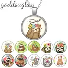 Новинка, ожерелье с подвеской в виде симпатичного животного, Ленивец, круглый стеклянный кабошон, посеребренныйхрустальный кулон, ювелирный подарок