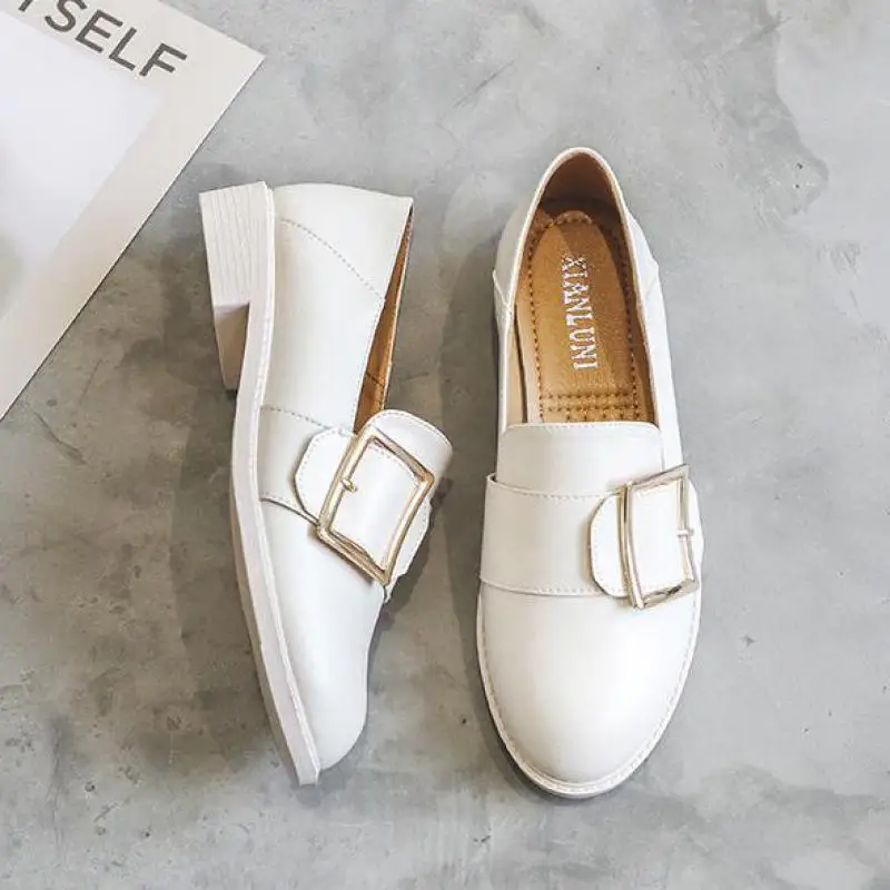 Туфли женские кожаные на плоской подошве Мокасины круглый носок лоферы без