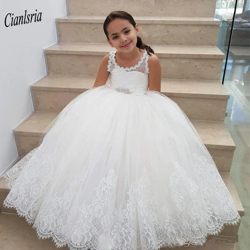 

Elegant Scoop Open Back Ball Gown Flower Girl Dresses With Crystal Sashes Appliques Lace Sleeveless Kids Pageant Dresses