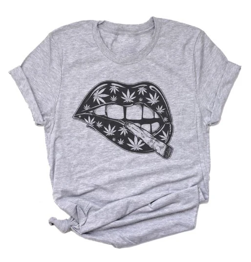 Женская футболка с принтом конопляных губ|Футболки| |