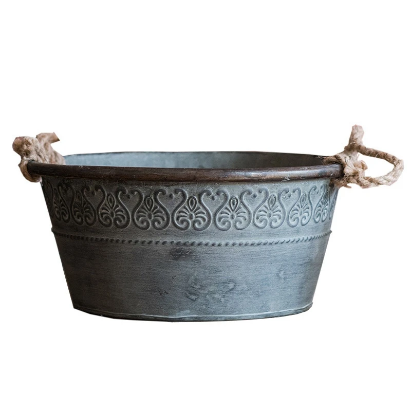 

Basin American Countryside Vintage Style Round Galvanized Herb Planter with Hemp Rope Handle 22X9.5cm