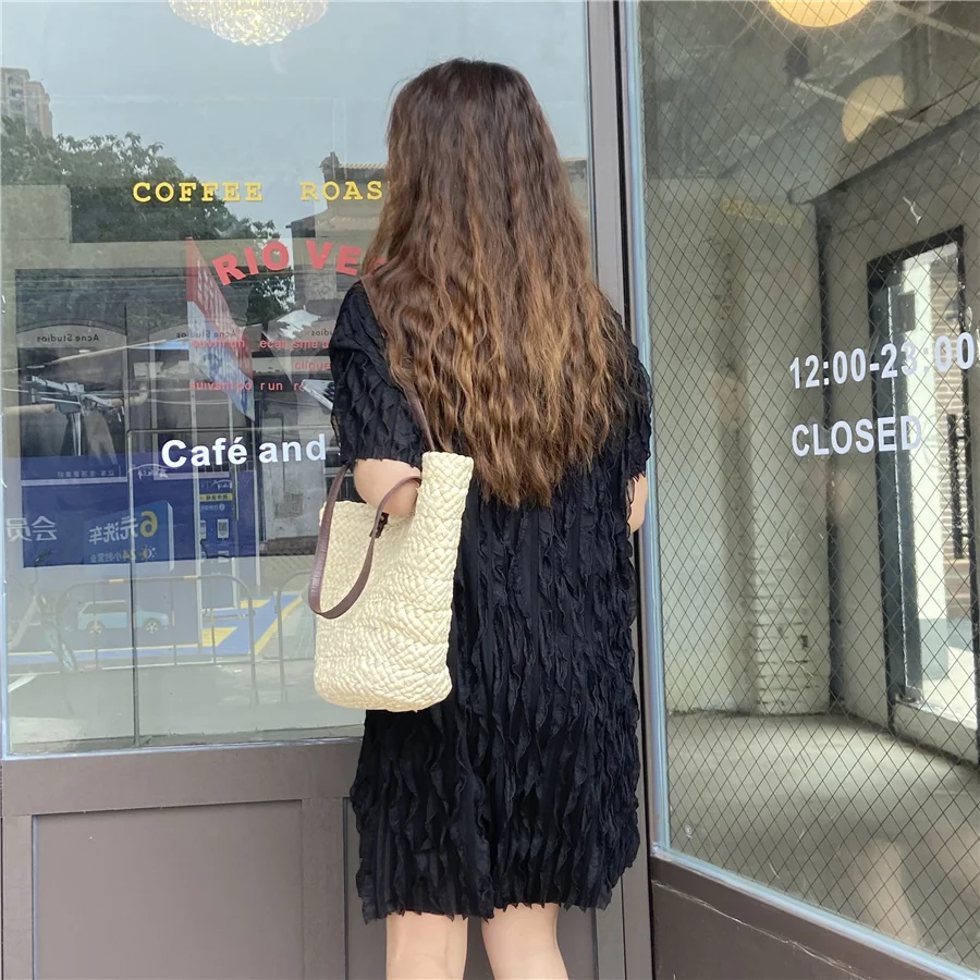 

Sannian Women Dress Summer Retro Round Neck Three-dimensional Texture Pattern Loose Wild Lantern Sleeve Dress Women Clothes