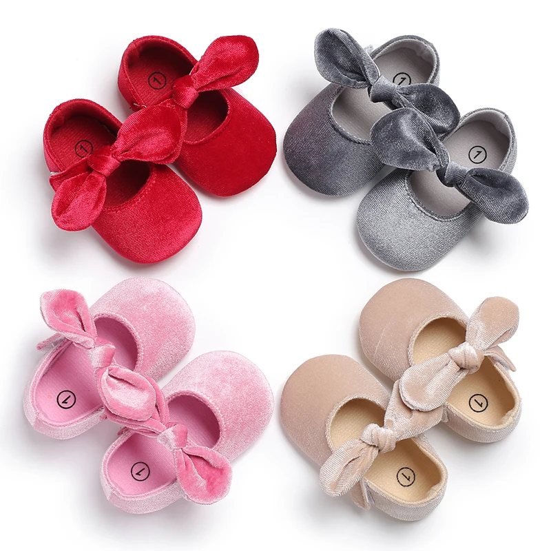 

Spring And Autumn Lovely Pure Color Comfortable Plush 0-18 Months Cotton Flat Shoes Baby Walking Shoes
