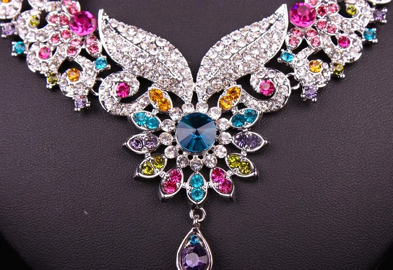 Модное ожерелье и серьги Стразы с кристаллами в индийском стиле посеребренные