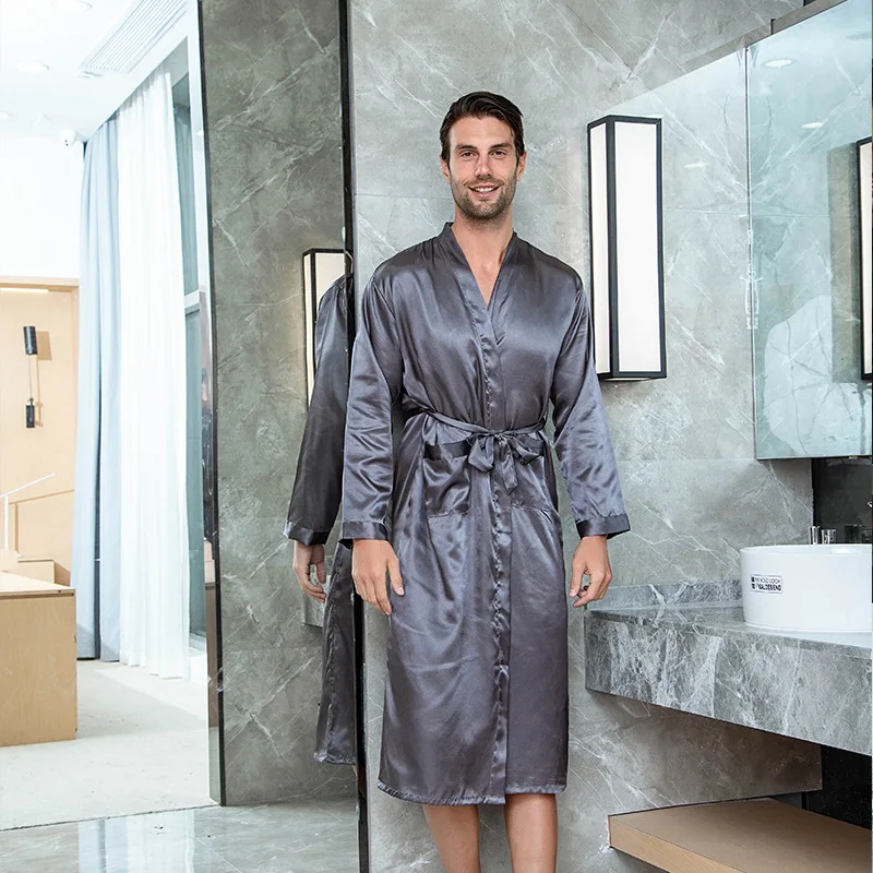 

Groomsman Robe Summer Casual Sleepwear V-neck Kimono Yukata Bathrobe Gown Men Silk Satin Nightgown Nightwear Home Clothes Xxl