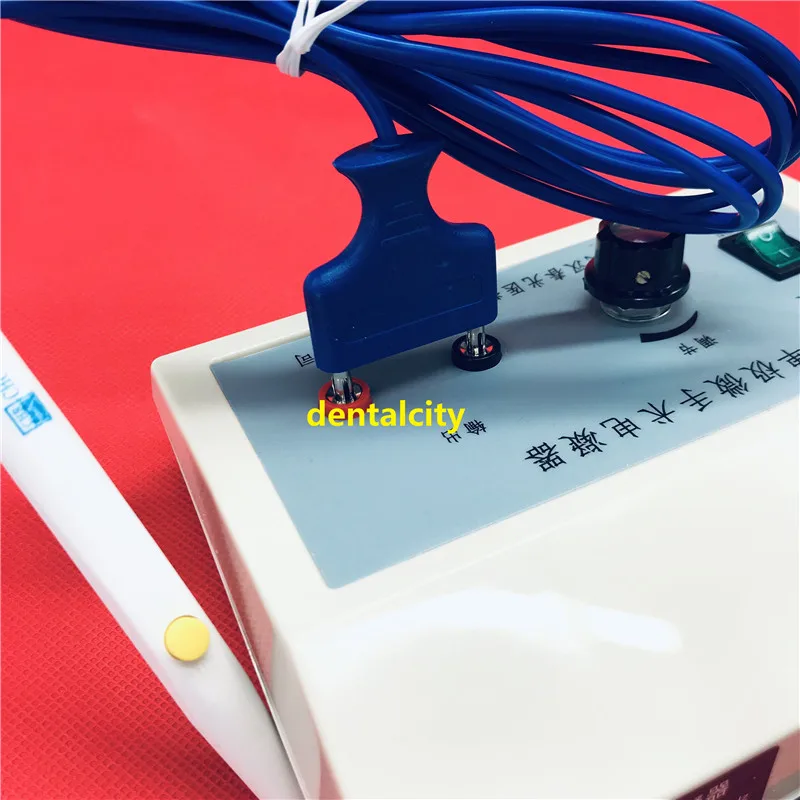 Защитный маленький конденсатор для электрической капельницы на прижимной ручке