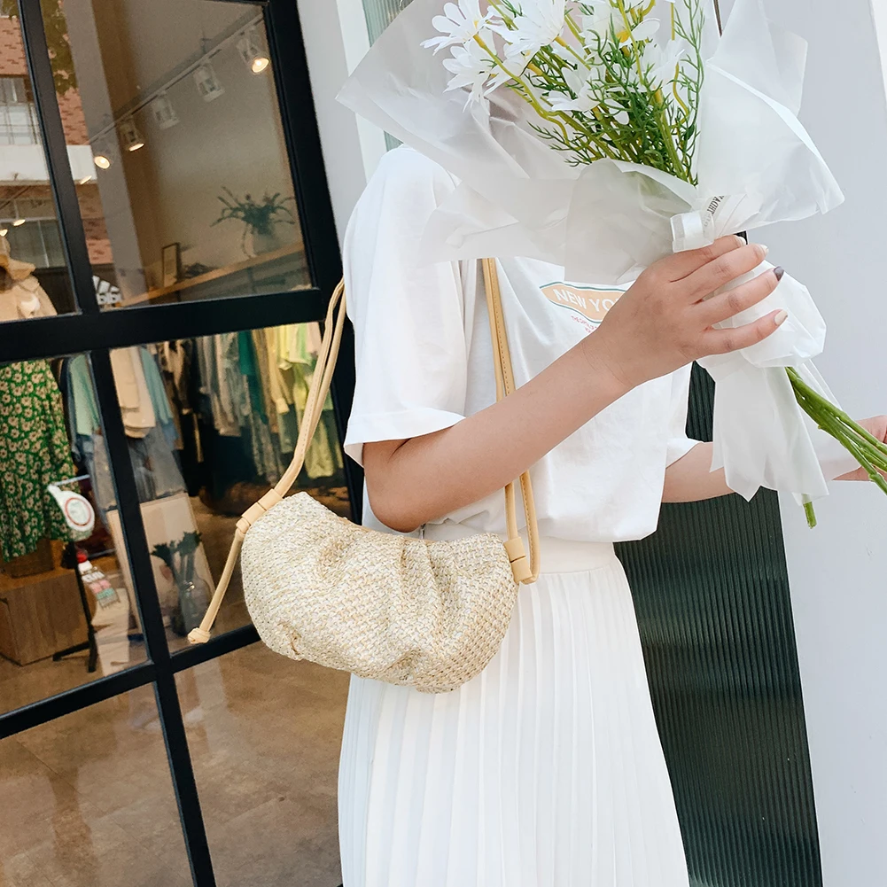 

Straw Woven Cloud Bags For Women 2021 Summer PU Leathe Handbags Shoulder Bag Summer Holiday Beach Crossbody Bag Female