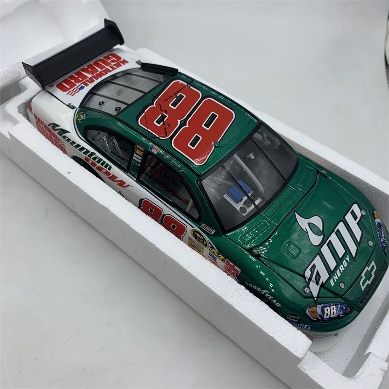 Оригинальные 1/24 модели автомобилей Chevrolet 2GT3 дизайн чашки литье металла домашний дисплей Коллекция игрушек для детей