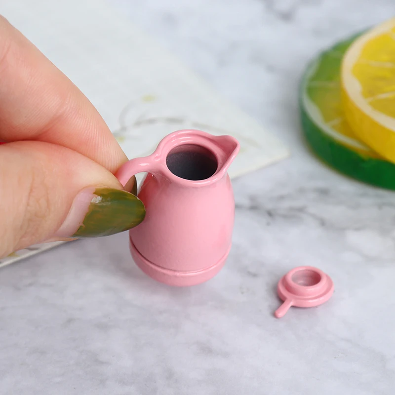 

1:12 Dollhouse Miniature Mini Colorful Metal Kettle Dolls House Accessories