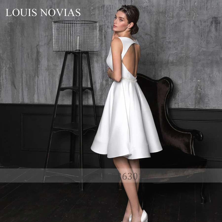 Женское атласное платье с бабочкой Louis Novias черное винтажное без рукавов