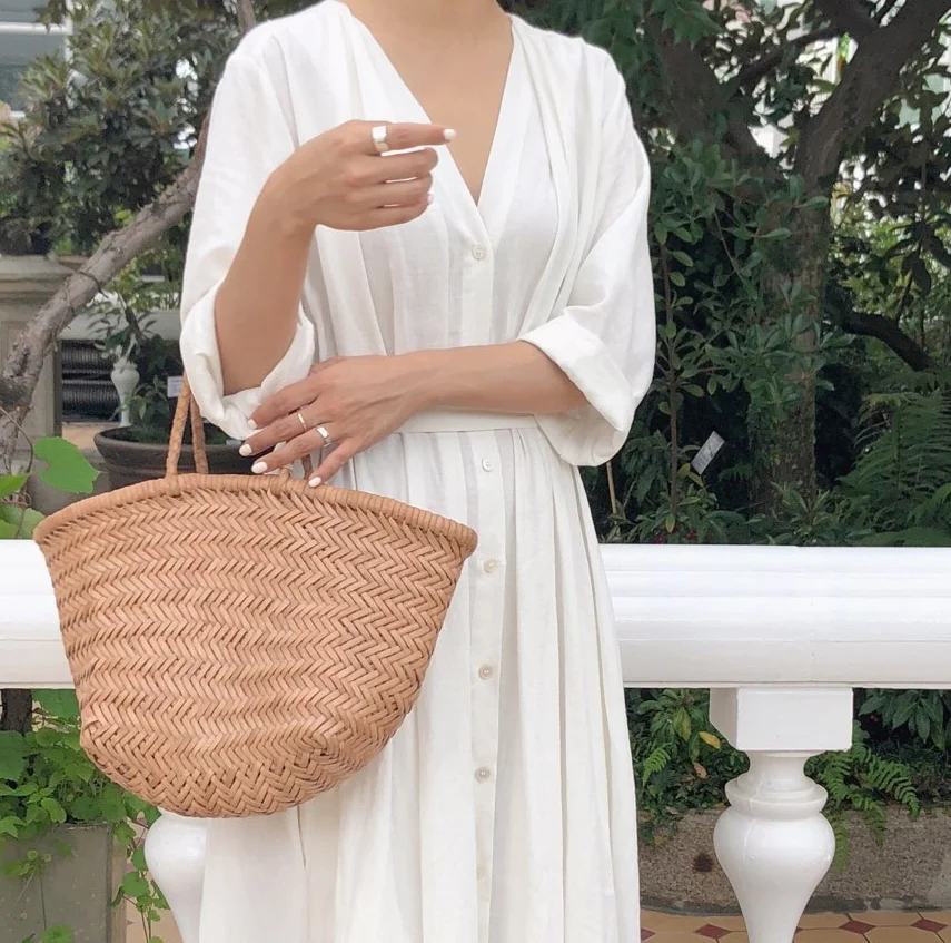 

Vanovich Korean Popular V Neck Strap Pleated Loosea Line Korean Dress White Women Summer Dress
