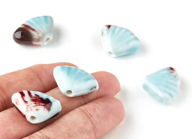 

Glazed Ceramic Shell Beads - Carved Beads-Handmade Beads-Necklace Bead-4Pcs/Lot - Jewelry Supplies-19.7x23.26x9.32mm-NS1034