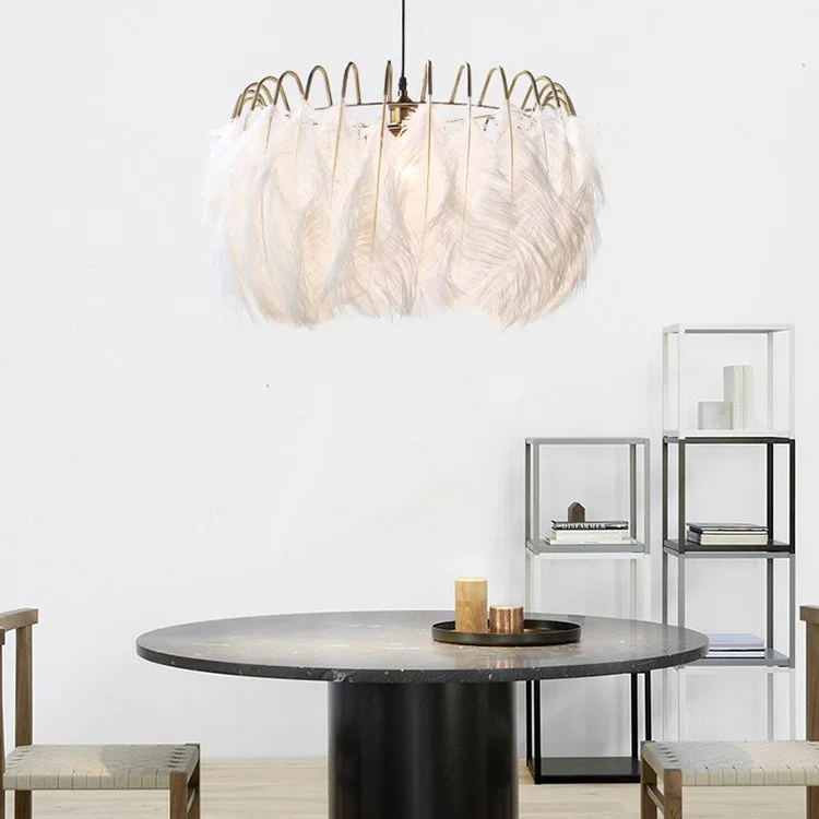 저렴한 북유럽 샹들리에 간단한 크리 에이 티브 깃털 라이트 럭셔리 라이트 맞춤 의류 매장 카페 레스토랑 바 램프 구매 북유럽 샹들리에 간단한 크리 에이 티브 깃털 라이트 럭셔리 라이트 맞춤 의류 매장 카페 레스토랑 바 램프
