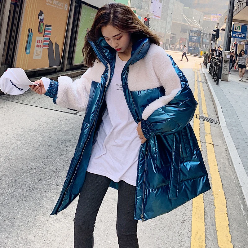 Женская зимняя длинная куртка оверсайз с поясом блестящая теплая парка