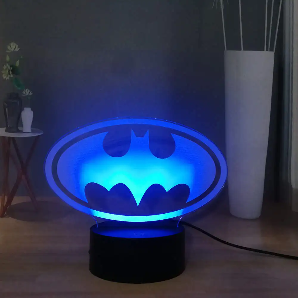 3D классная Настольная лампа с логотипом Бэтмена, RGB, 7 цветов, USB светодиодный Ночной светильник, прикроватная лампа супергероя Marvel, подарки для детей, подарок на день рождения