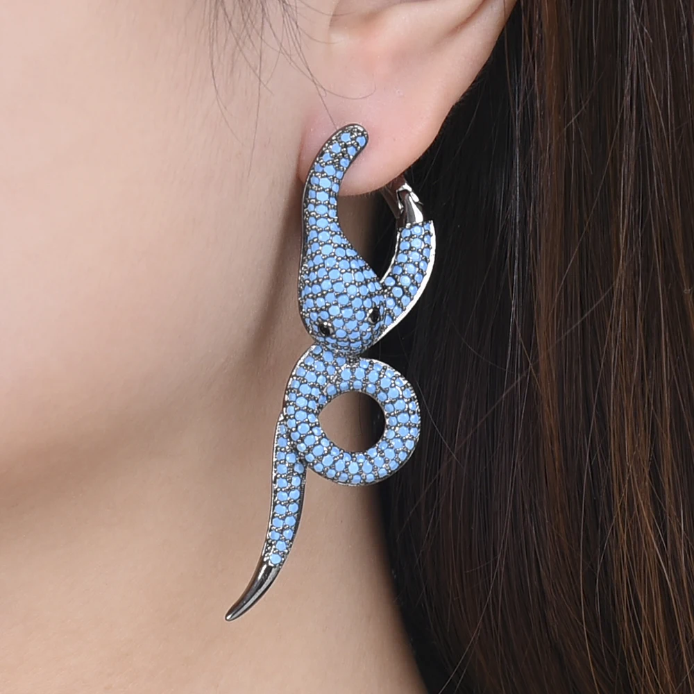 Роскошные серьги LARRAURI с фианитами класса ААА подвески в виде змеи для женщин