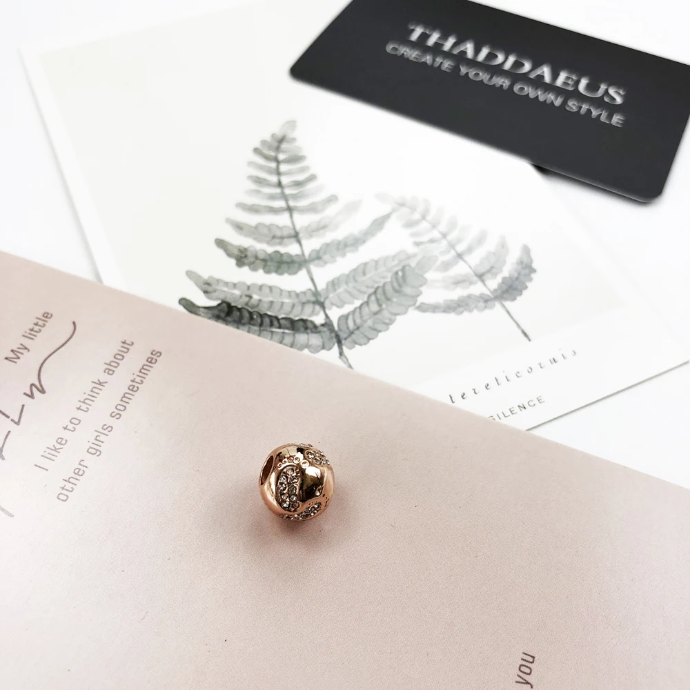 Браслет с розовыми бусинами серебро 925 пробы цвет розового золота Европейский