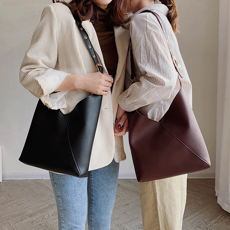 

Women Shoulder Bag 2021 New Korean Style Design V cut Soft PU Leather Woman Casual Bucket Bag with Small Pouch Female Sac