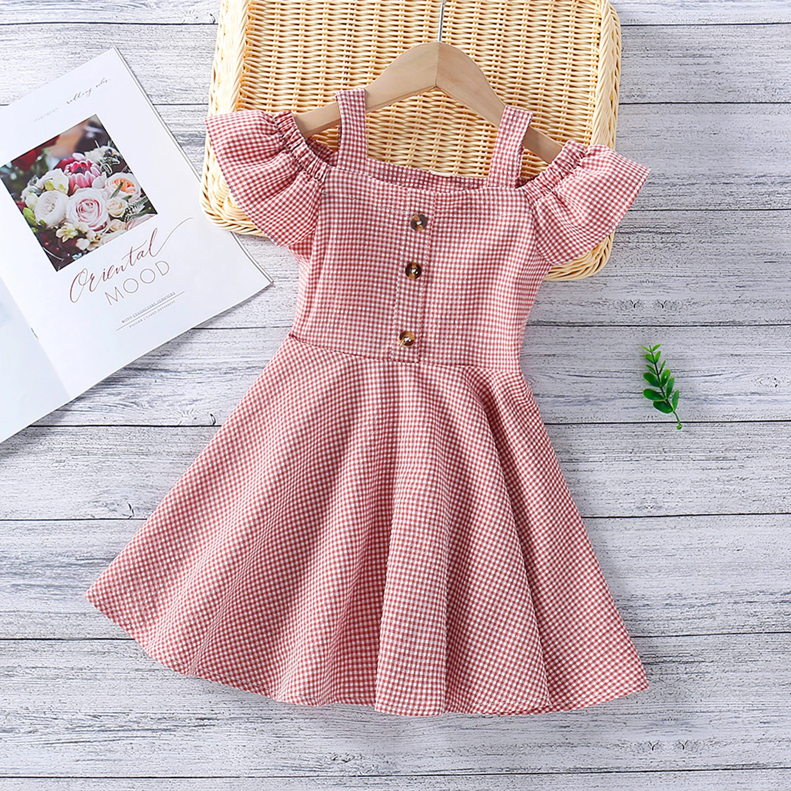

Детское летнее платье для девочек, розовое клетчатое Повседневное платье-трапеция с квадратным вырезом, открытыми плечами и короткими рука...