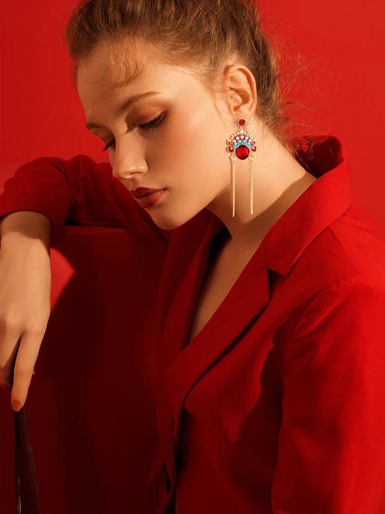 Трендовые длинные висячие серьги с кисточками в китайском Пекинском оперном