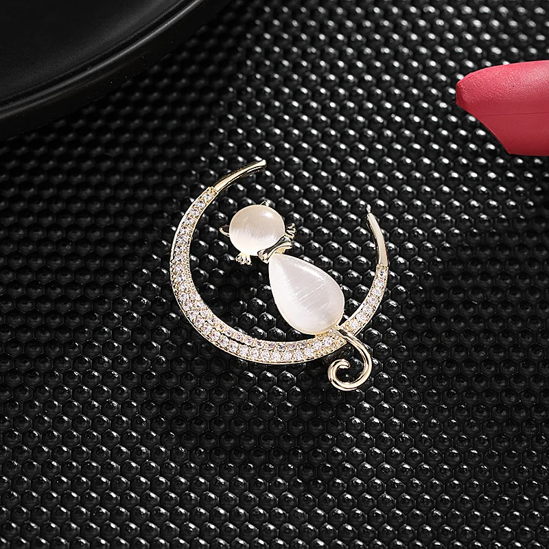 New High Quality Opal Crystal Design Moon Lovely Cat Temperament Women's Brooch Jewelry Luxury Cartoon | Украшения и