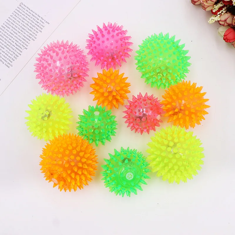 1pc Interactive Rubber Balls Lighting Dog Toy Cat Pet Squeaky Toys Soft Chew Elastic Hedgehog Ball Puppy | Дом и сад