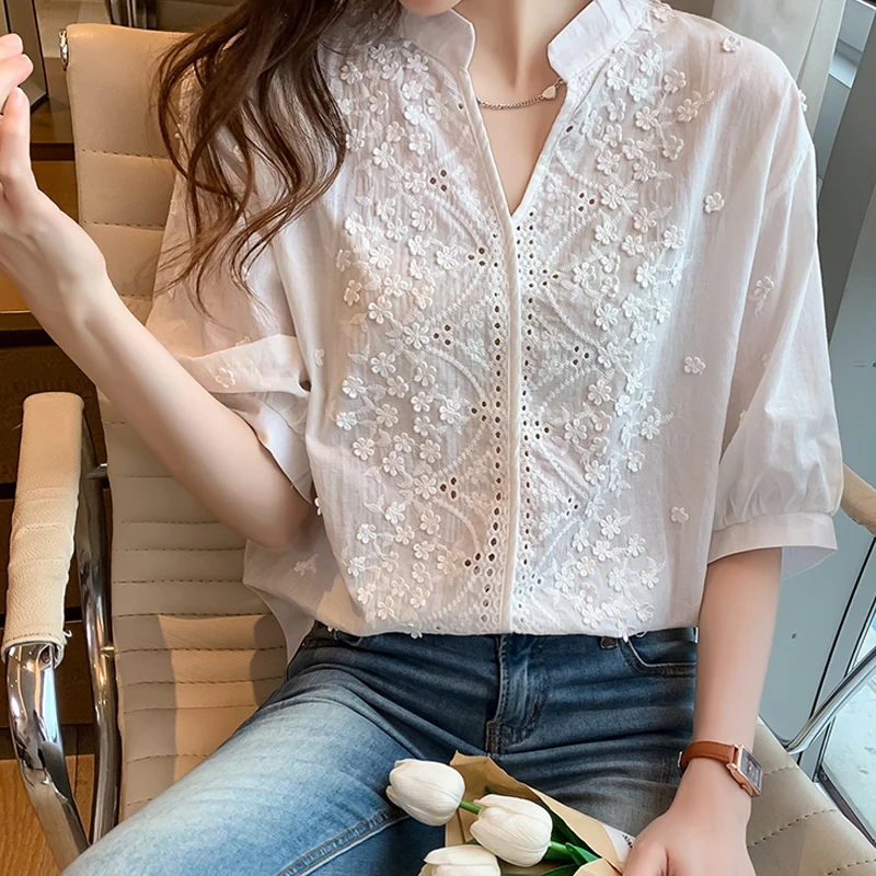

Fashion V-neck Embroidery Cotton White Shirts 2021 Lantern Sleeve Short Sleeve Summer Blouse Women's Clothing Blusas