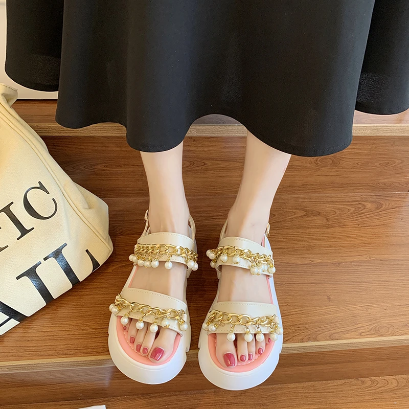 

Hot Sale Open Toe Platform Woman Sandals for Women Luxury Pearl Metal Chain Punk Trendy Summer Woman's Shoes Outdoor Sandals