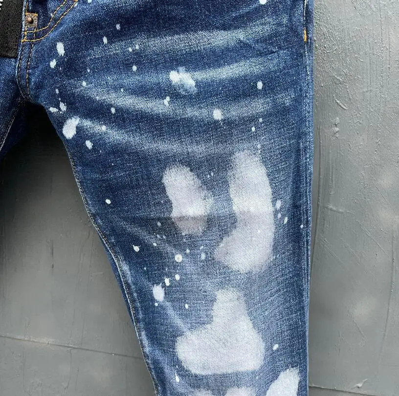 vintage streetwear classic,Authentic DSQUARED2,Retro,Italian brand ,Women/Men Jeans,locomotive,Jogging jeans,DSQ031