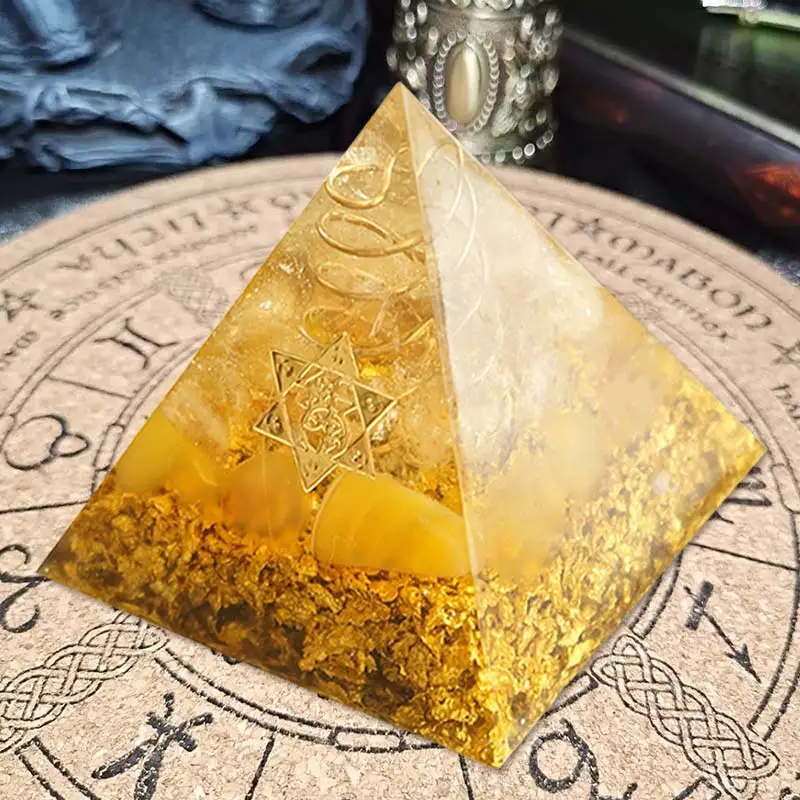 Пирамида органита 60 мм символизирует счастливый цитрин преобразователь энергии