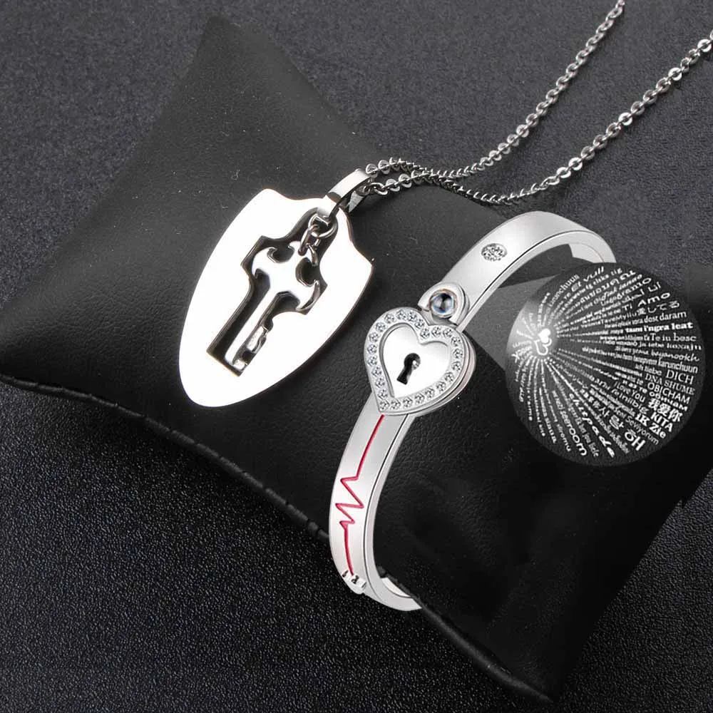 

Couple 100 Languages I Love You Projection Heart Lock Bracelet and Key Pendant Necklace for Lover Jewelry Gift
