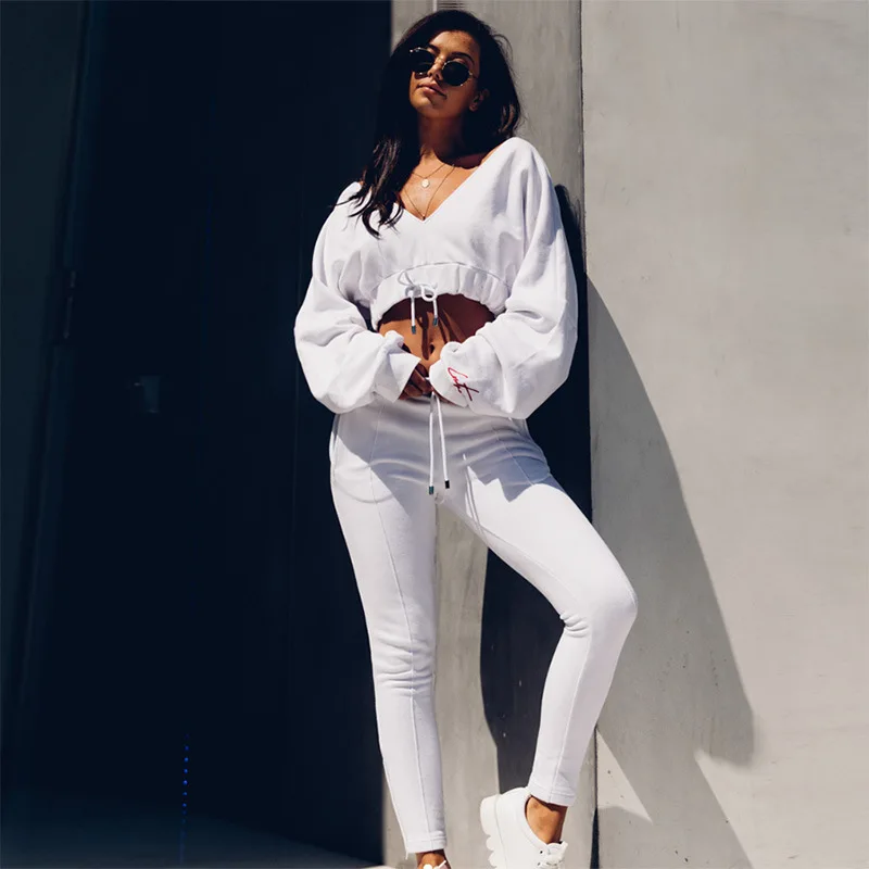 2019 осень с буквенным принтом Модная одежда открытыми плечами ворот большим v