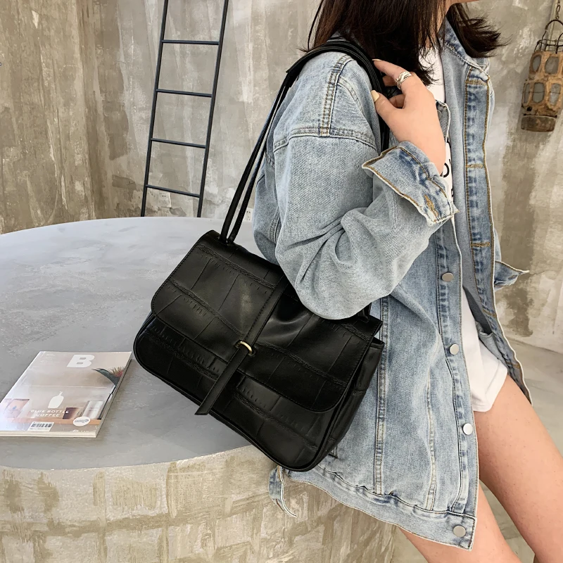 

Soft PU Leather Women Purple Underarm Bag Retro Solid Color Ladies Baguette Handbags Fashion Design Girls Small Shoulder Bags