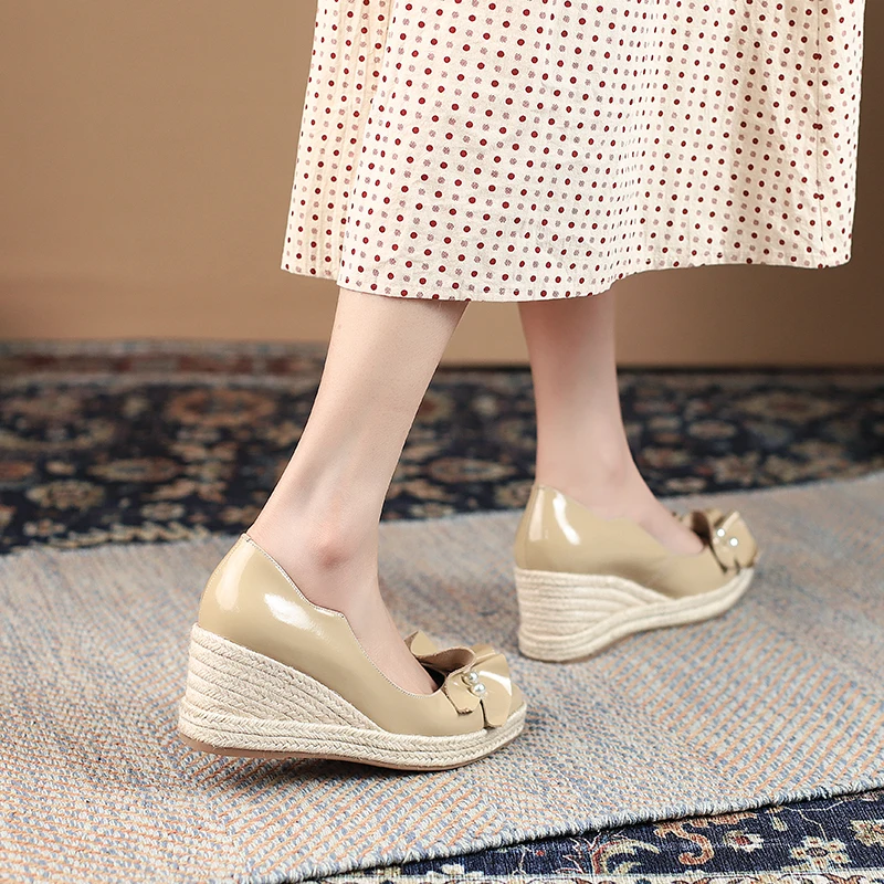 

EGONERY Women spring New Style Leisure Shoes Patent Leather Pointed toe Fashion Solid color Comfortable String beads decoration