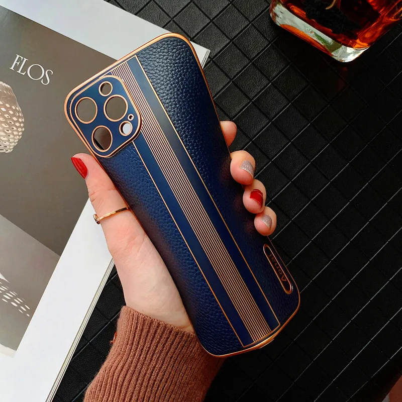 Bao Da Cao Cấp Dành Cho iPhone 11 12 Max Pro Mini Dành Cho iPhone X XS Max 7 8 Plus chống Sốc Mạ Điện Ốp Lưng Điện Thoại louis vuitton iphone case