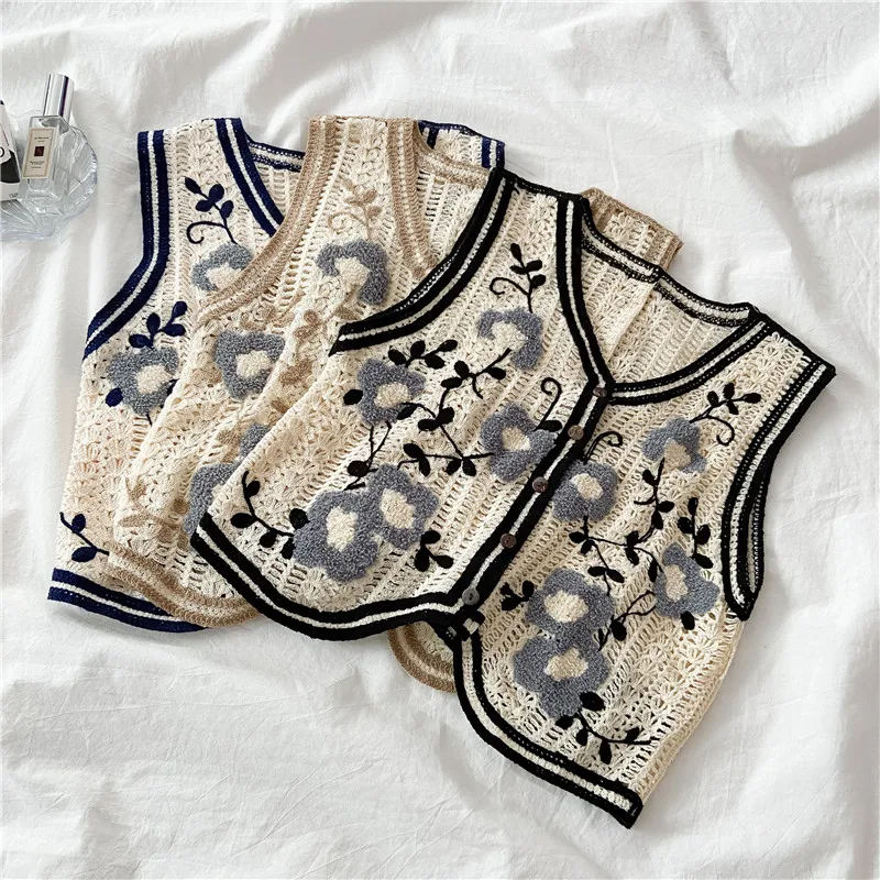 

Black Apricot Blue Knitted Sleeveless Sweaters Women V-Neck Short OL Vest Spring Autumn Vintage Embroidery Tops One Size 2021