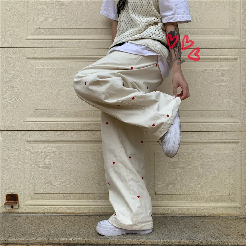 

2 Color New Spring Vintage Red Heart Jeans Female Harajuku Casual Women Jeans Loose Straight Leg Pants Mujer