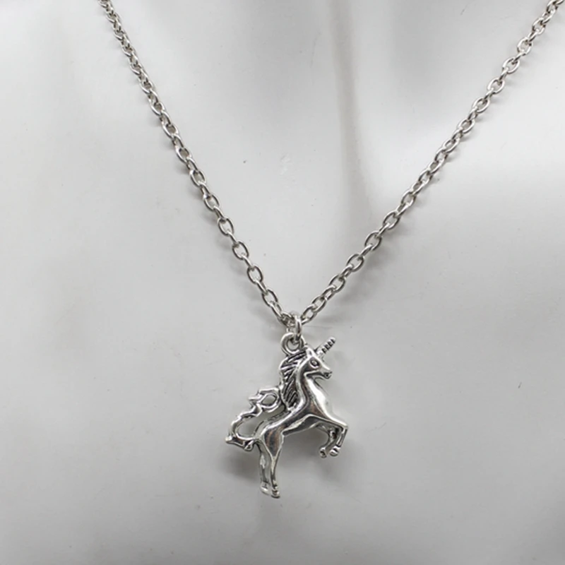 

2020 New Fashion Jewelry Charm Unicorn Necklace Exquisite Jewelry Gift Necklace