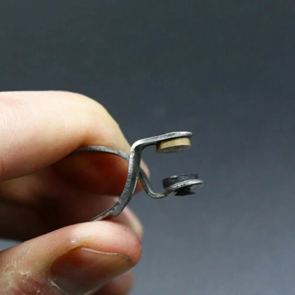 

1PC Fly Fishing Tie Tool Pliers Anti-Skid Fly Tie Feather Clip Knotter Fishing Parts Corrosion Resistant