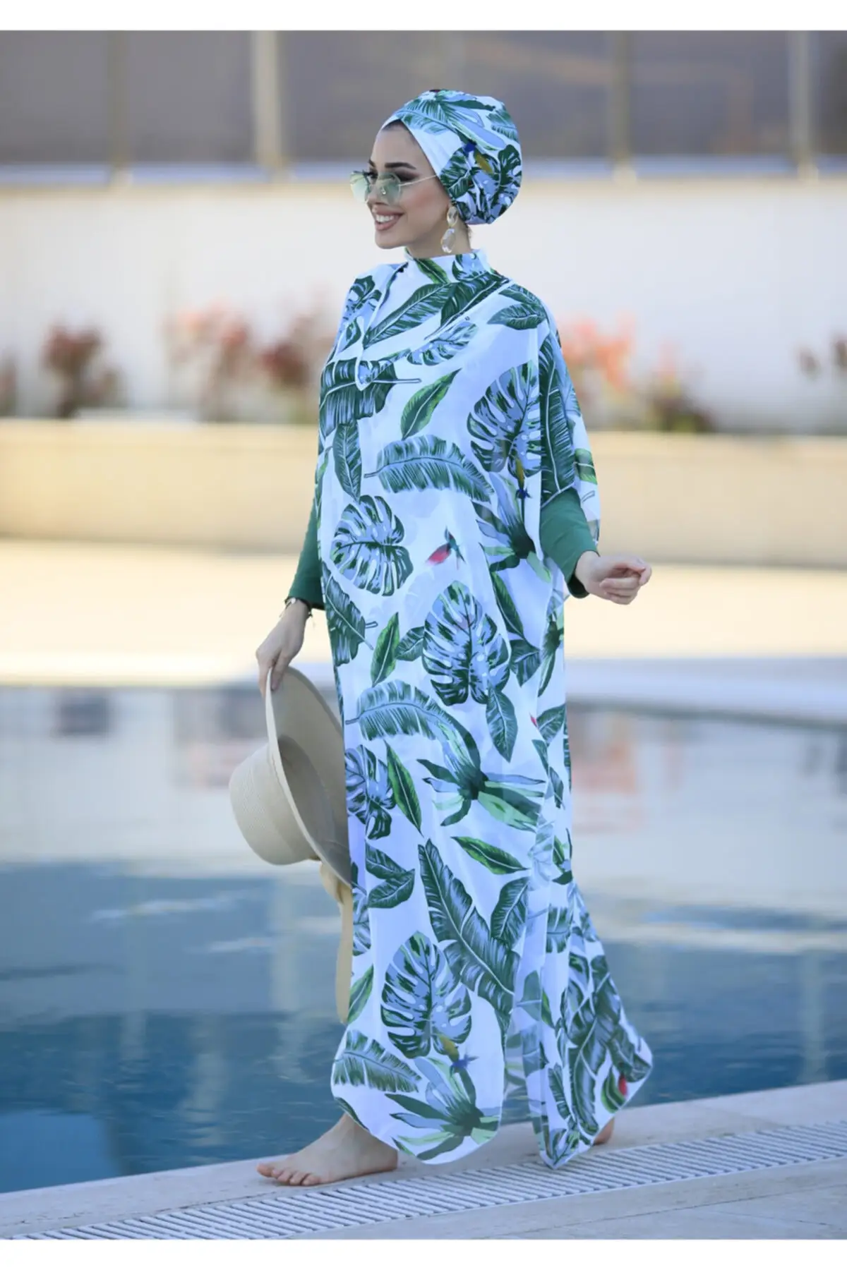 Hijab is patterned kaftan Mayor on Green/Blue Leaves One pareo