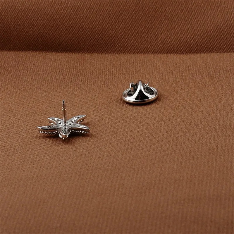 Простые аксессуары для воротника кардигана | Украшения и